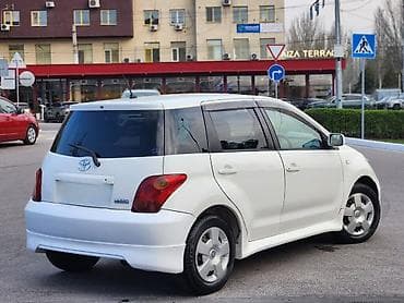 чехол на тайота ист: Toyota Ist: 2003 г., Автомат, Бензин, Хэтчбэк — 3