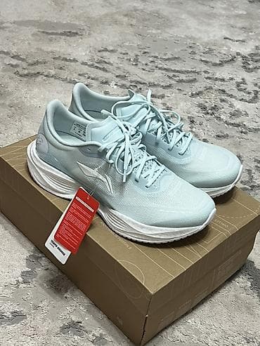новые: Беговые кроссовки Li-Ning (серия с пометками “BOOM” и “CARBON FIBER”) — 1