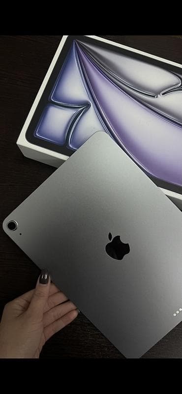 Планшеты: Планшет, Apple, память 128 ГБ, 11" - 12", Wi-Fi, Б/у, Классический цвет - Серый — 1