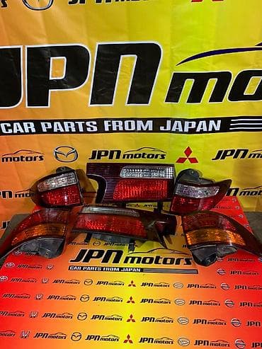 Тойота Эстима задний стоп плафон