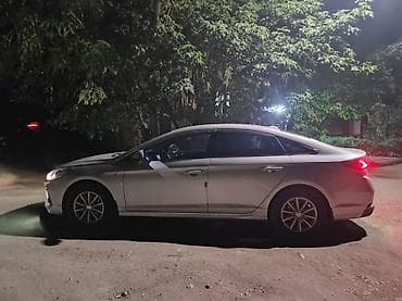 byd e2 2023: Hyundai Sonata: 2020 г., 2 л, Газ — 2