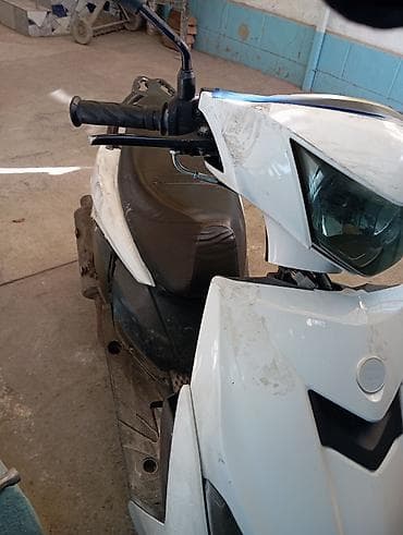 monza chevrolet: Тип скутера Honda, 150 куб. см, Бензин, Б/у — 1