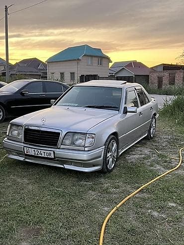Mercedes-Benz W124: 1995 г., 3.2 л, Автомат, Бензин, Седан — 3