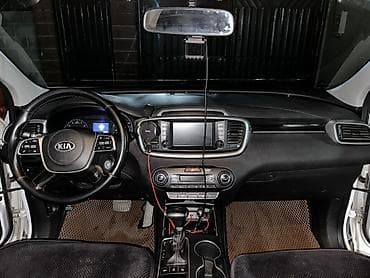 aion v plus: Kia Sorento: 2020 г., 2.4 л, Автомат, Бензин, Кроссовер — 9