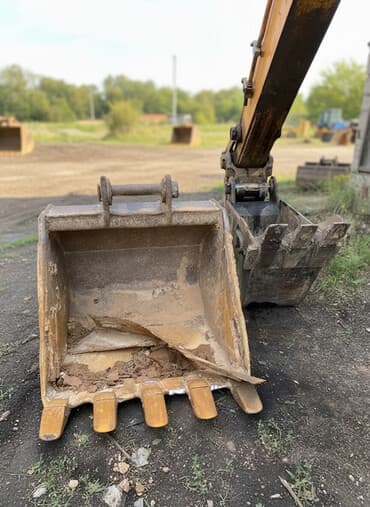 железные диски на авто: Экскаватор, Hyundai, 2003 г., Колесный — 1