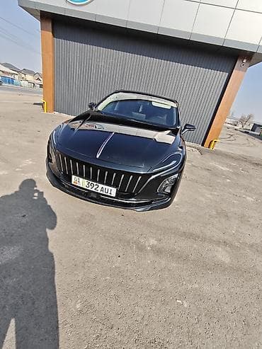 авто в москве: Стильный седан бизнес-класса, черный цвет кузова с выразительной — 1