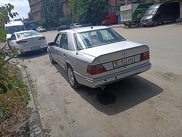Mercedes-Benz W124: 1989 г., 2.3 л, Автомат, Седан — 6