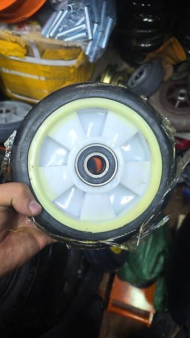 долота шарошки: Колеса для тачек и тележек — 1