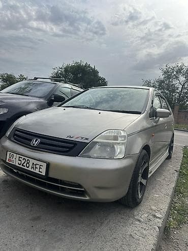 стриим: Honda Stream: 2002 г., 1.7 л, Минивэн — 4
