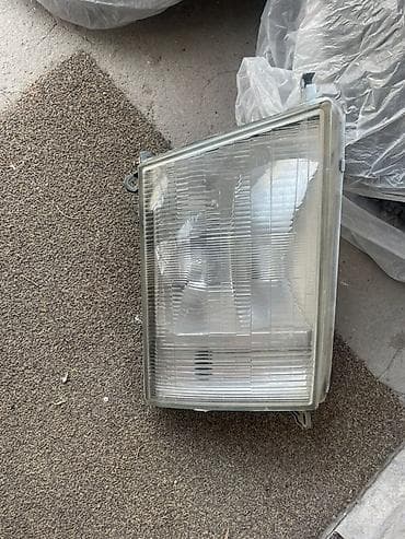 80 b4: Передняя правая фара Toyota Б/у, Оригинал, Япония — 2