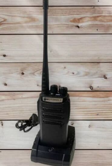 Рация Motorola PD-7300 Мощность 18W. Частоты 400-470MHZ до 10км