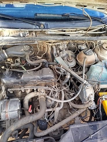 Volkswagen: Volkswagen Passat: 1992 г., 1.8 л, Механика, Бензин, Седан — 5