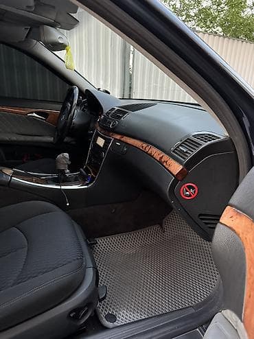 Продажа авто: Mercedes-Benz E-Class: 2003 г., 2.2 л, Механика, Дизель, Седан — 5