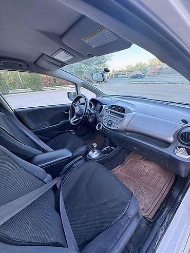 мала бороны: Honda Fit: 2008 г., Бензин, Хэтчбэк — 6