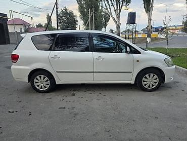 Toyota Ipsum: 2001 г., 2.4 л, Автомат, Газ, Вэн/Минивэн — 3