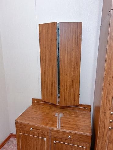 Спальные гарнитуры: Спальный гарнитур, Б/у, Двуспальная кровать, Шкаф, Комод, Самовывоз, цвет - Коричневый — 6