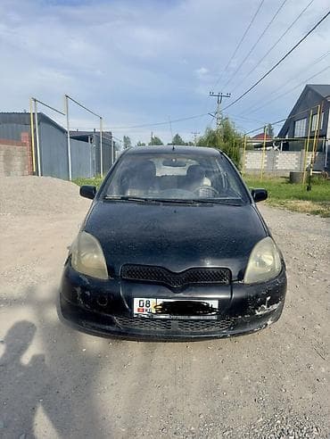 Toyota Yaris: 2001 г., 1.3 л, Механика, Бензин, Хэтчбэк at lalafo.kg Toyota Yaris: 2001 г., 1.3 л, Механика, Бензин, Хэтчбэк