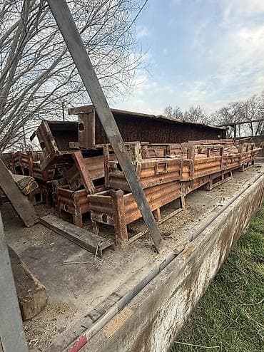 ат ош: Ашто/акыр сатылат. Узуну 5 метр, туурасы 50 см Контейнер листтен 100 — 3