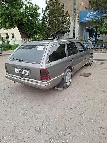 w220 s500: Mercedes-Benz W124: 1990 г., Механика, Универсал — 5