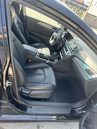 5: Hyundai Sonata: 2020 г., 2 л, Автомат, Бензин, Седан — 10