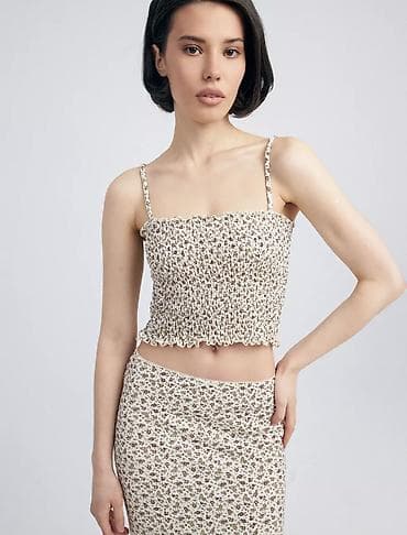 Блузки: Двойка женская 
Новая — 3