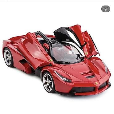 third edition solution: Машина на пульте управления, большая 38см. Двери открываются — 3