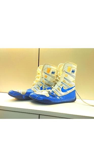 Спортивные сумки: Боксерки бренда Nike в насыщенном синем цвете, размер 43. Очень лёгкие — 2