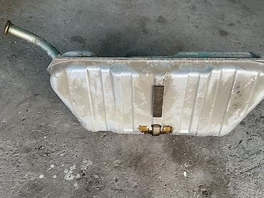 Топливный бак Mercedes-Benz