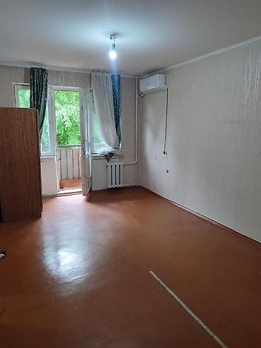 Батирлер: 2 бөлмө, 44 м², 11-мкр 104-серия, 2 кабат, Эски ремонт — 6