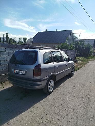 Opel Zafira: 2003 г., 2 л, Механика, Дизель, Минивэн