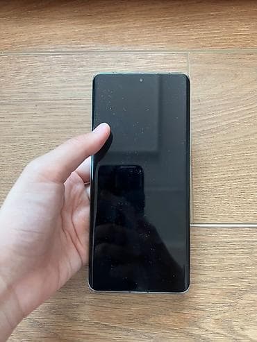 iphon 8 plus: Xiaomi, 13 Ultra, Б/у, 512 ГБ, цвет - Зеленый, 2 SIM — 4
