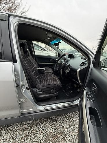 исузу аксиом: Toyota Ist: 2002 г., 1.5 л, Автомат, Бензин, Хэтчбэк — 3