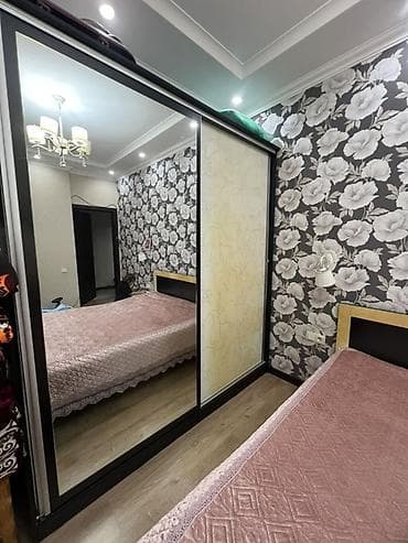 горка 4: Спальный гарнитур с раздвижным шкафом-купе, кроватью и комодом с — 2