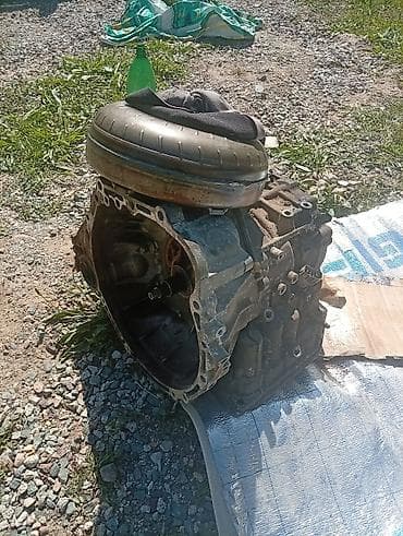 полики на ипсум: Коробка передач Автомат Toyota 2002 г., Оригинал, Япония — 2