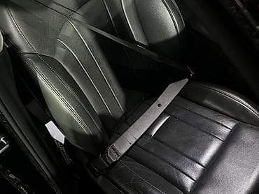 kia carens: Hyundai Genesis: 2015 г., Седан — 10