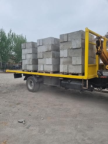 бетонный блок: Бетонные блоки на поддонах - Тип: стеновые/фундаментные бетонные — 1