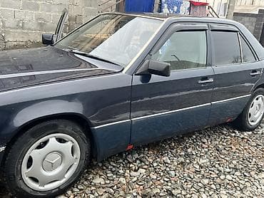 теска: Mercedes-Benz W124: 1991 г., 2.3 л, Механика, Бензин, Седан — 2