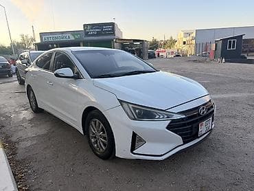 Hyundai Avante: 2018 г., Автомат, Бензин, Седан — 2