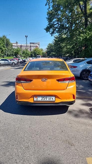 Продажа авто: Hyundai Sonata: 2017 г., 2 л, Автомат, Газ, Седан — 4