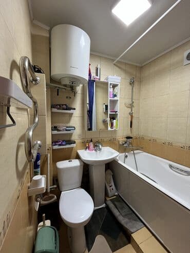 сдается квартира 6 микрорайон: 3 комнаты, 58 м², 104 серия, 4 этаж, Евроремонт — 9