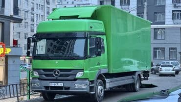 Mercedes-Benz : 2010 г., 6.4 л, Механика, Дизель