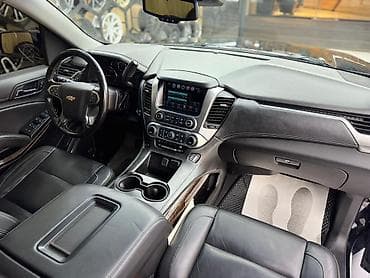 Транспорт: Chevrolet Suburban: 2018 г., 5.3 л, Автомат, Бензин, Жол тандабас — 6