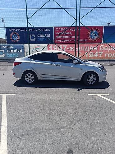 Hyundai Accent: 2015 г., 1.4 л, Механика, Бензин, Седан — 5
