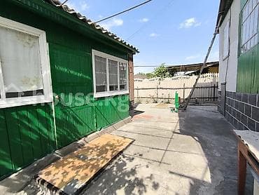 дом баят колмо: 🏡 **Срочно продаётся дом в районе рынка Баят** 🏠 Дом **1,5 этажный — 8