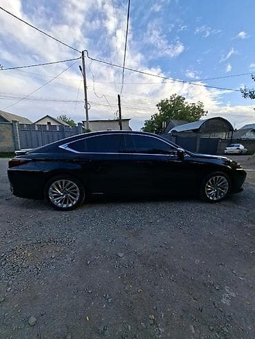 Lexus ES: 2019 г., Гибрид, Седан — 3