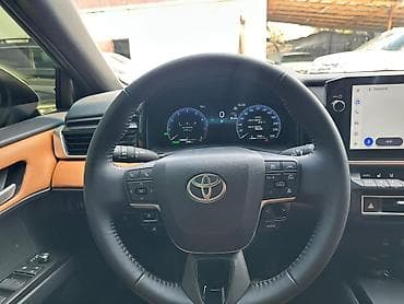 панель камри 30: Toyota Camry: 2024 г., Гибрид, Седан — 8