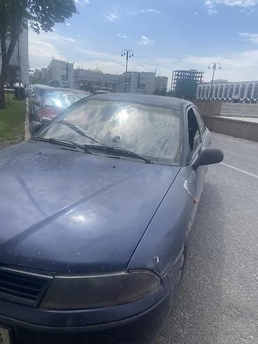 bme e34: Mitsubishi Carisma: 2002 г., 1.6 л, Ручные, Седан — 4