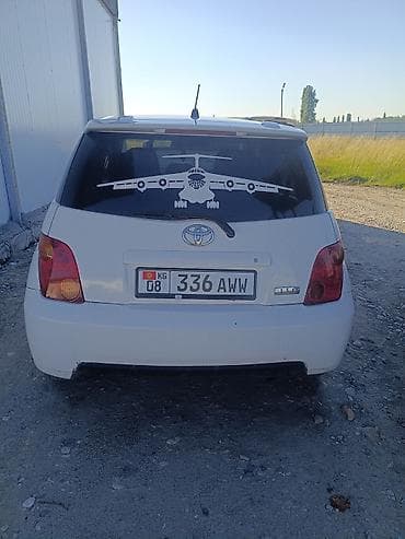 golf 3: Toyota Ist: 2003 г., 1.5 л, Автомат, Бензин, Хэтчбэк — 5