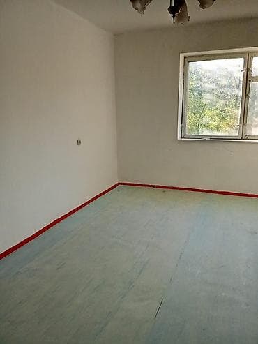 ремонт домов: 3 комнаты, 60 м², 3 этаж, Старый ремонт — 4