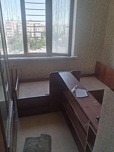 спальный нарнитур: Гарнитур для комнаты + газовая плита Состав: - Трёхдверный шкаф из — 3